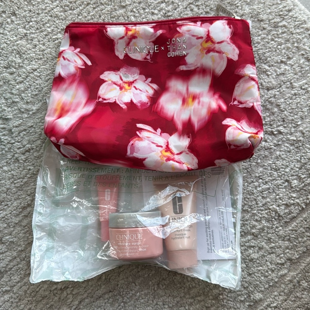 NIB Clinique Moisture Surge, Moisture Surge Overnight Mask, Active Glow Serum